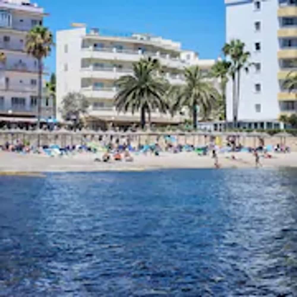 Hotel Cabot Cap De Mar Cala Bona  Exterior foto